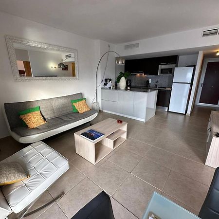 Apartamento En Roses Con Vistas Al Canal Y Piscina Luaran gambar