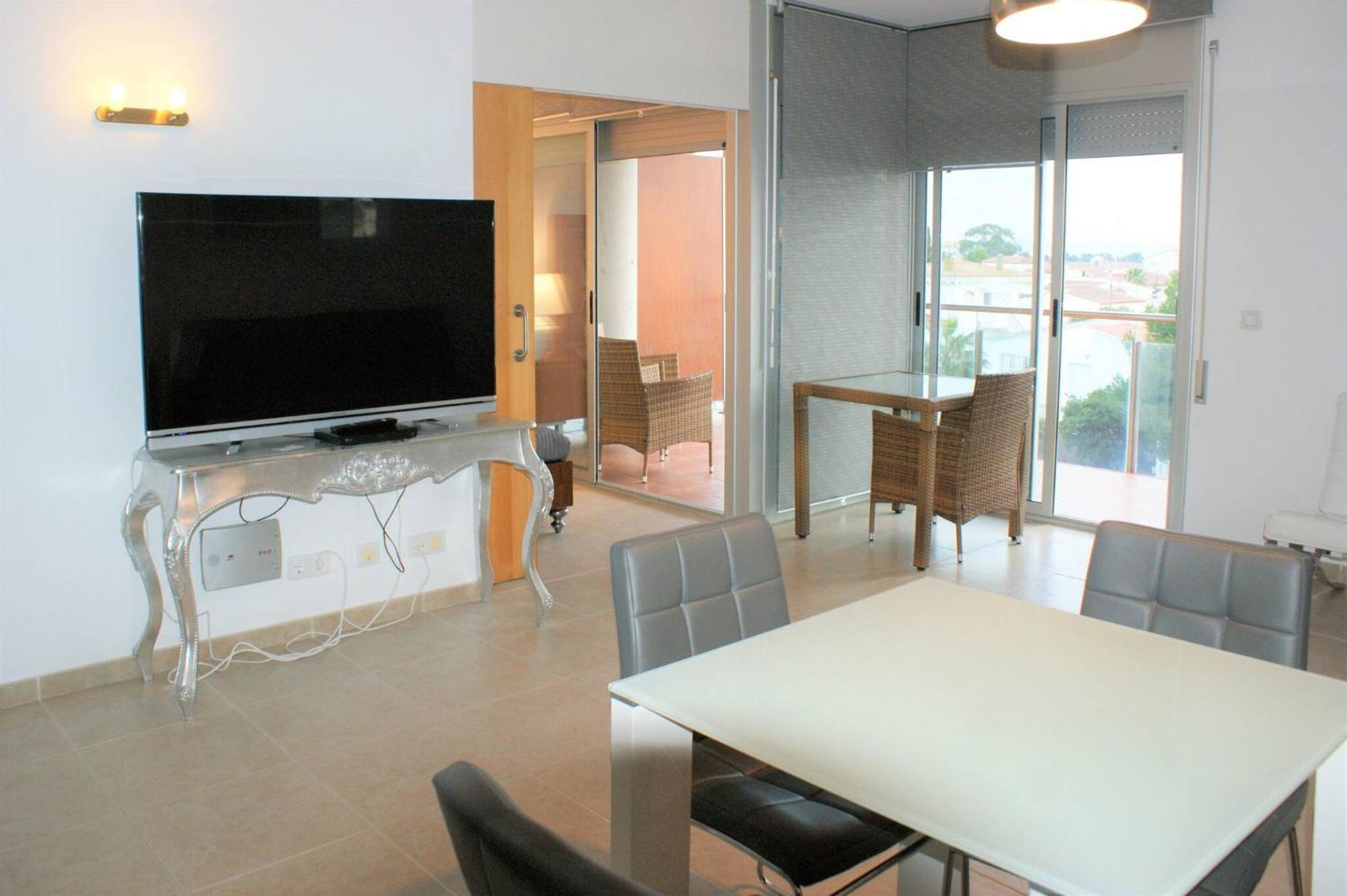 Apartamento En Roses Con Vistas Al Canal Y Piscina Luaran gambar